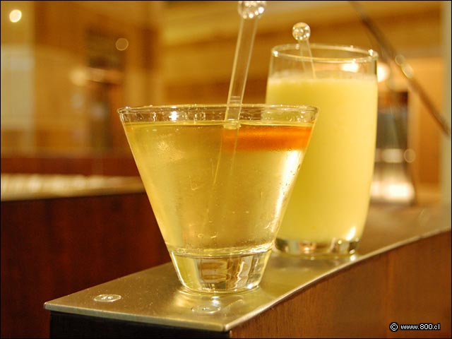Coctelera  - Akun Lounge & Bar - Marriott
