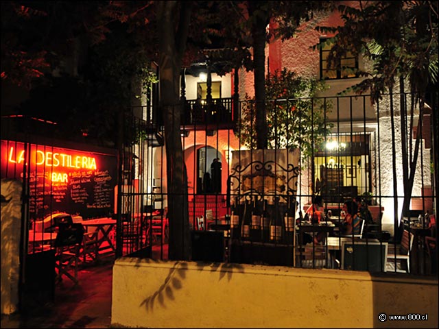 Fachada - La Destilera Bar