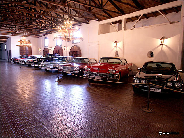 Exposicin y coleccin de autos antiguos - Bodega Via Casa Silva (Valle de Colchagua)