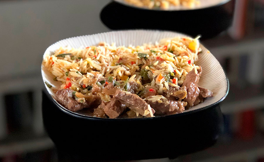 Carne Mongoliana con arroz chaufn del Emporio Fork