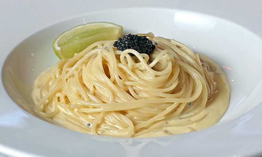 Spaghetti al caviar de osetra - Amandine Bistro Hyatt Centric