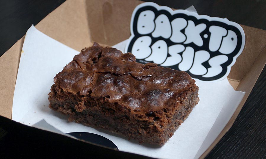 Calentito Brownie de chocolate - Holy Moly Tobalaba