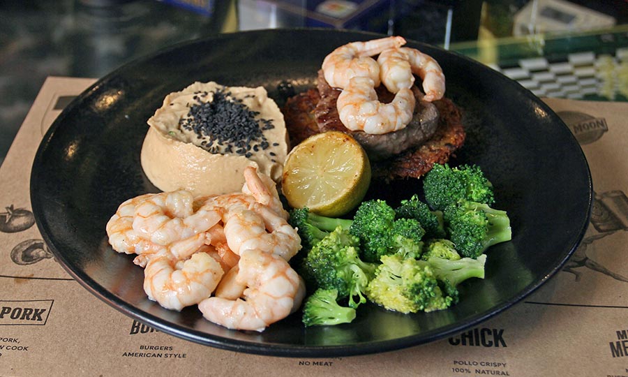 Surf and Turf - D Gang Restaurante
