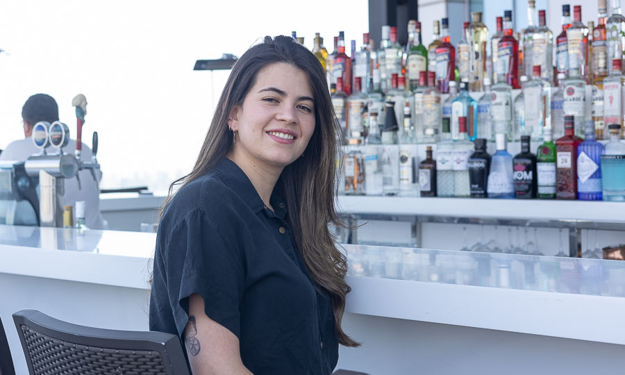 Leandra Hoyos, Gerente de Alimentos y Bebidas - Luna Bar AC Hotel