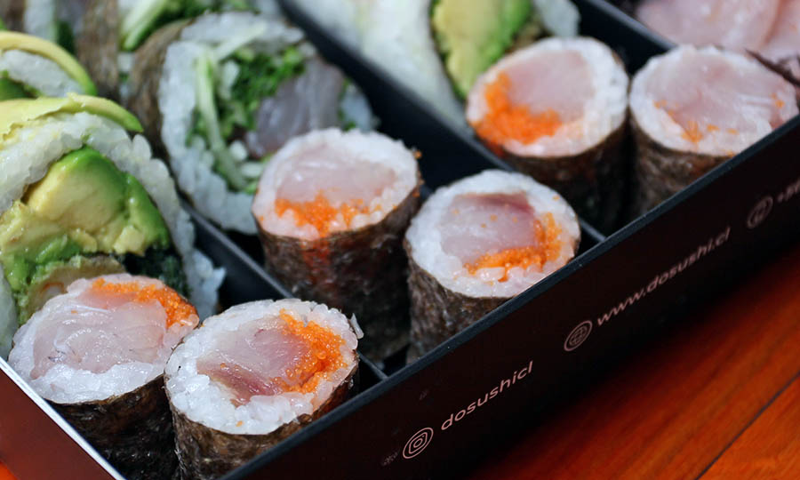 Hosomaki de pescado de roca y masago - Do Sushi