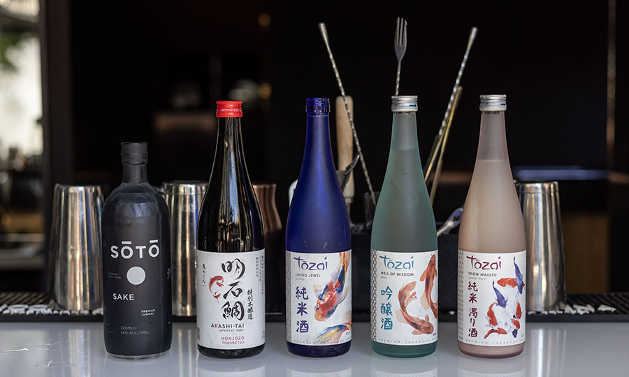 Sake, en elegante servicio - Piso Uno