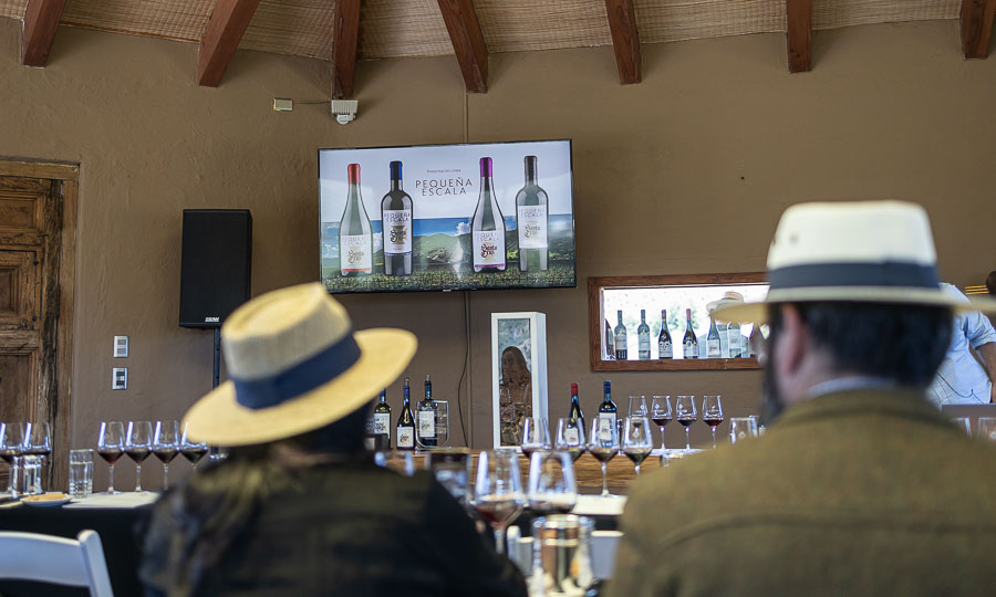 Presentación y cata de la nueva línea de vinos Pequeña Escala