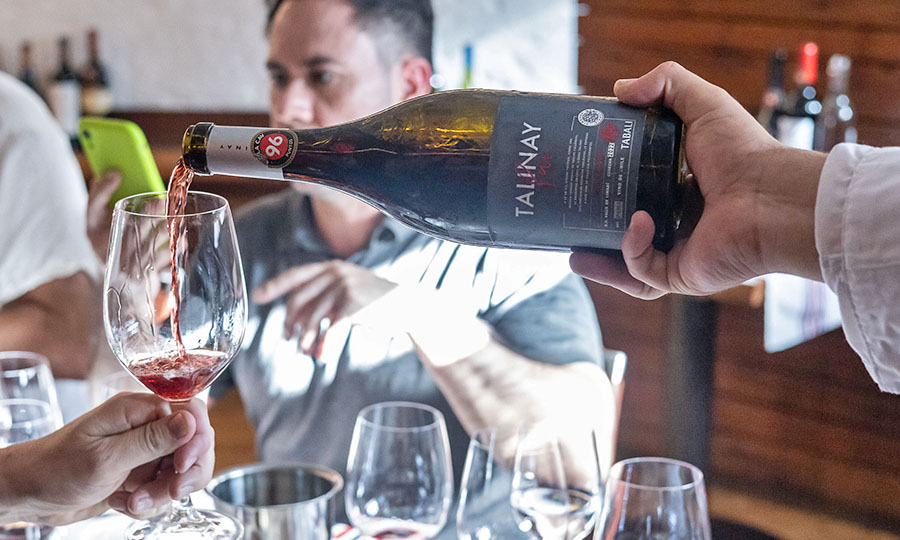 Vino degustado en el evento de lanzamiento de la Guía Mesa de Cata 2024 en Baco