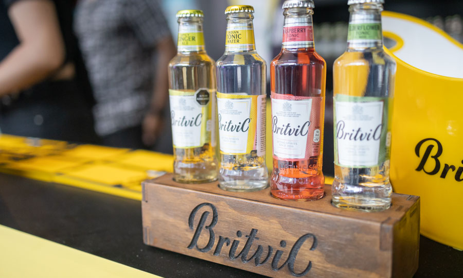 Las tnicas y bebidas de BritviC