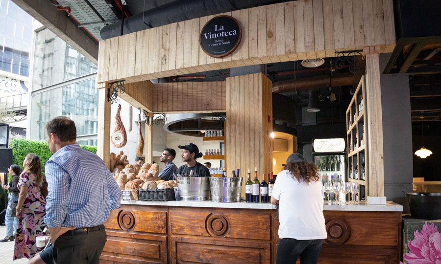 La Vinoteca en espacio Zoco Santiago