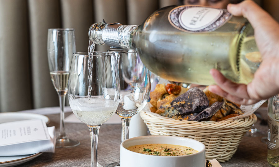 Servicio del Prosecco