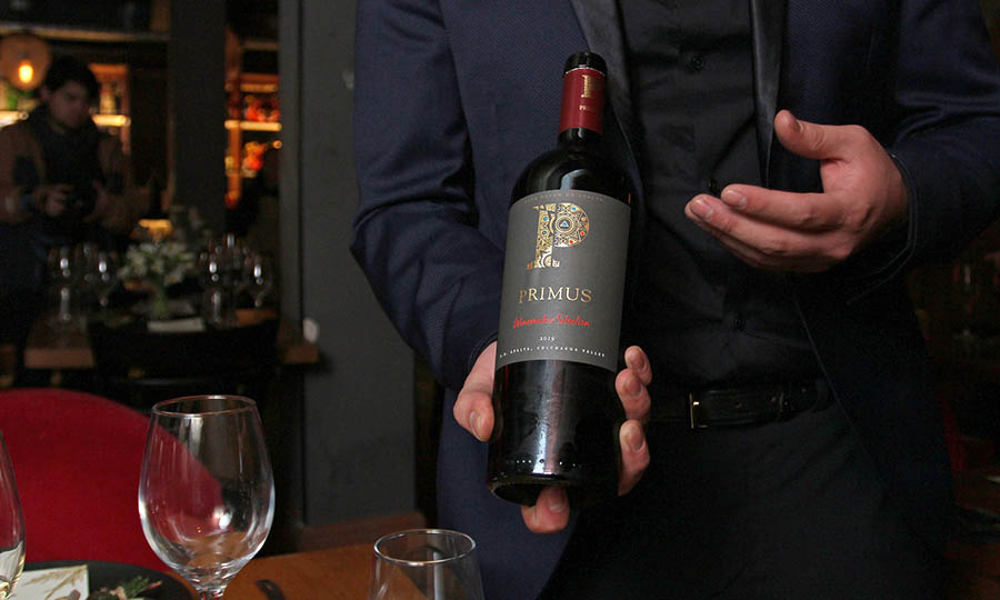 5 Tiempo  Carne y Ensamblaje Primus Winemakers Selection