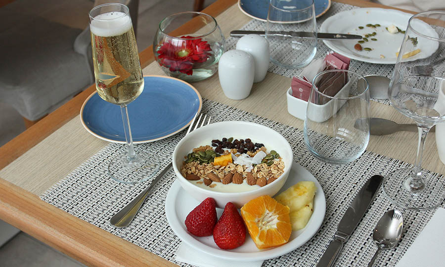 Yogurt con frutos secos y cereales