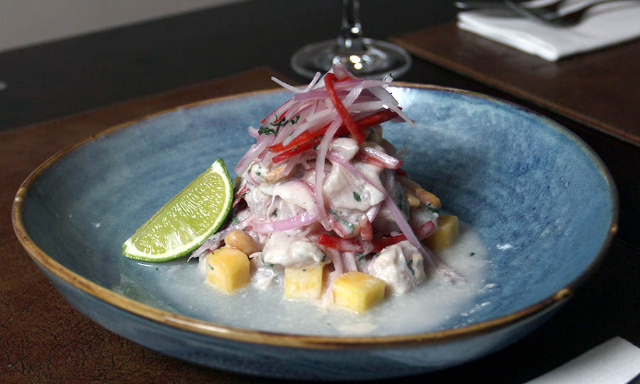 Ceviche de reineta con toque thai