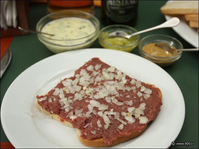 Crudo al pan y sus alios - Caf Haussmann - Santiago