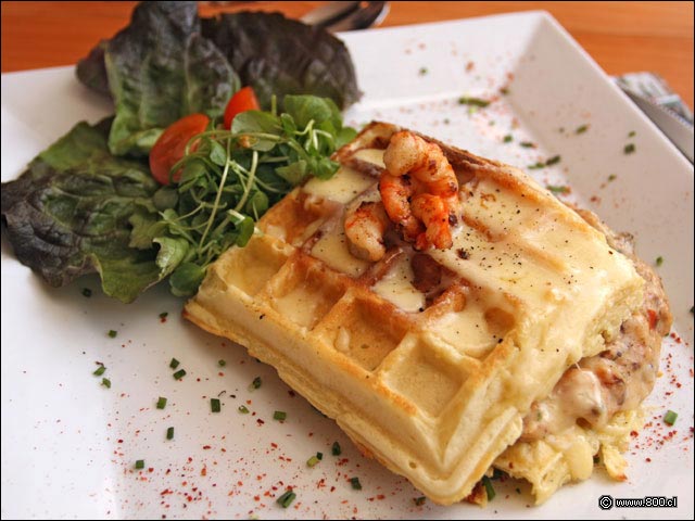 Gratinado de Waffle de Mariscos - La Waffleria (Vitacura)