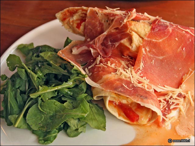 Jam�n Serrano cubriendo Pizza Rotaloccio - Ma que cosa - Vidaparque