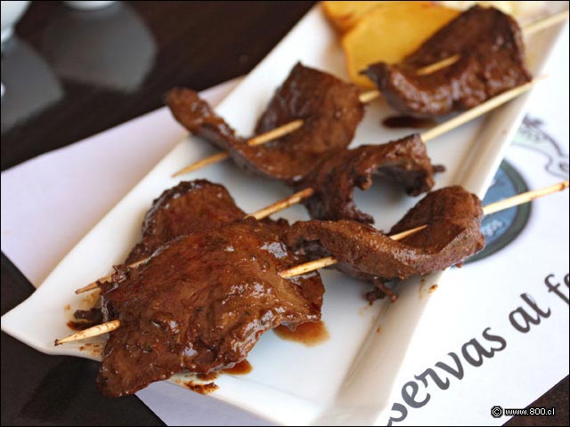 Detalle de Anticuchos de Coraz�n - Cevichela (Vitacura)