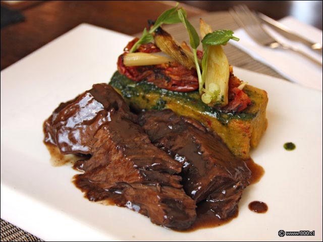 Sobre costilla braseada con chuchoca - Mulato Restaurant