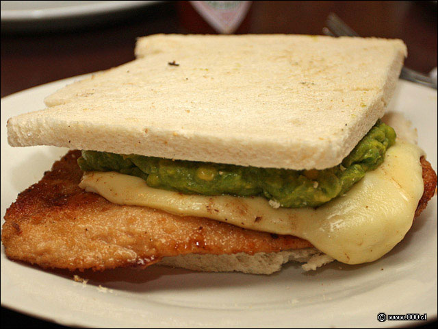 Sndwich Pollo queso y palta - DoceTrece - Tobalaba