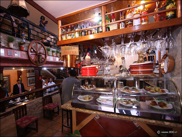 Saln interior del restaurantes El Txoko Alavs