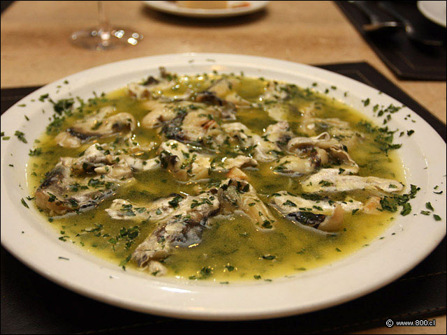 Kokotxas en Salsa Verde del restaurante Txoko Alaves