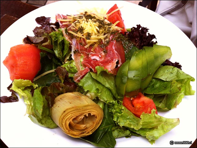 Ensalada de Porsciutto - Emporio La Rosa (P. Arauco)