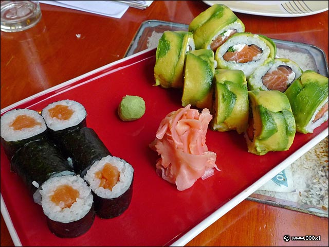 Hosomaki de Salmn y Avocado de Roll - Kitcheng