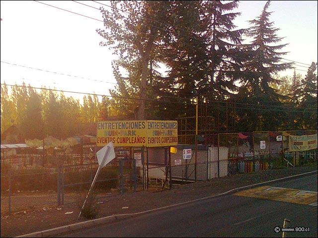 Entrada vista desde la calle - Buin Park