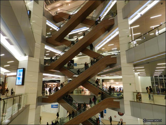 Escaleras mecanicas - Costanera Center