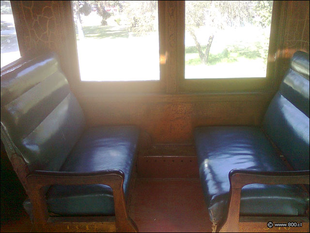 Interior carro de pasajeros - Museo Ferroviario