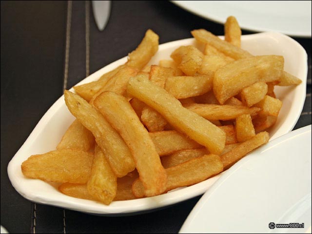 Papas Fritas caseras de acompaamiento - Santa Brasa Costanera Center