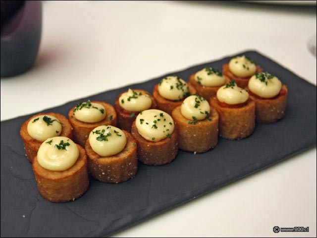 Las elegantes Patatas Bravas de Sergi Arola