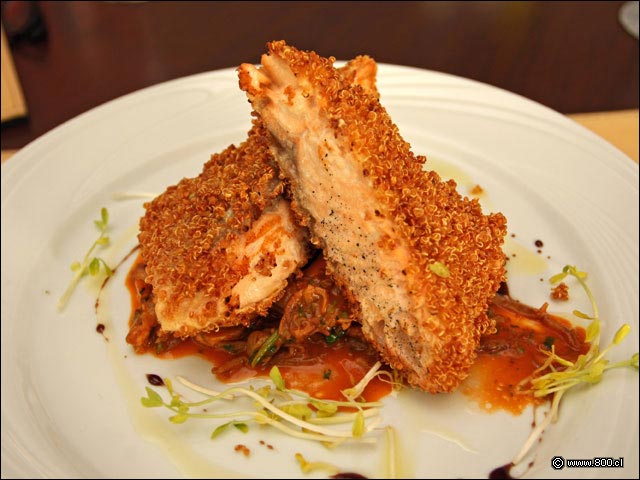 Salm�n Encostrado en Qu�noa - Amaranto