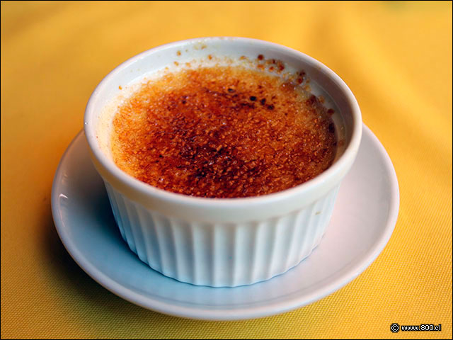 Creme Brulee - China Village La Reina