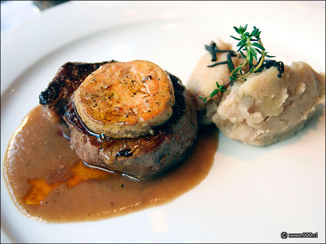 Filete de res con Foie Grass