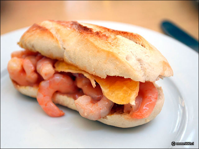 Montadito de Camarones y Naranja - Sangucados