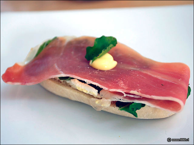 Tapa de Serrano Rcula - Sangucados
