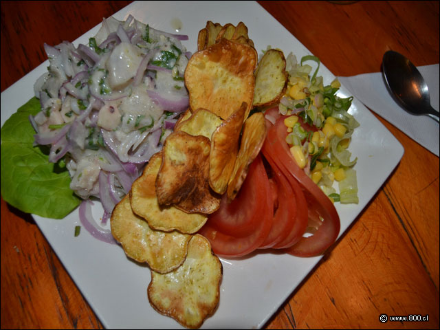 Rico Ceviche Mixto - La Esquina (Isla de Pascua)