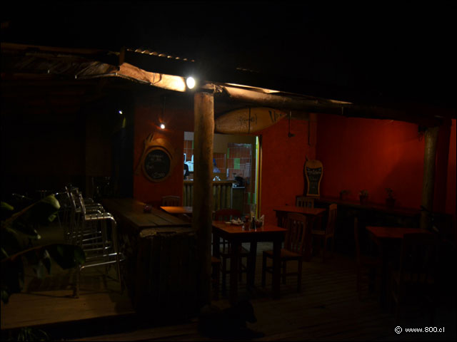 Vista Nocturna de la Terraza - La Esquina (Isla de Pascua)