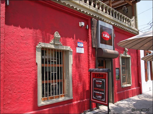 Fachada en detalle - Zabo (Bellavista)