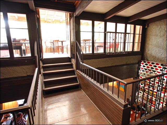 Escaleras al balc�n  - Zabo (Bellavista)