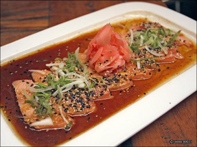 Tiradito de Salmn Nikkei. - Sakura Express (La Dehesa)