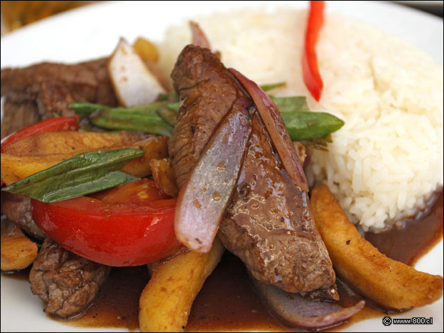 Primer plano de  Lomo Saltado - Rocoto Las Condes