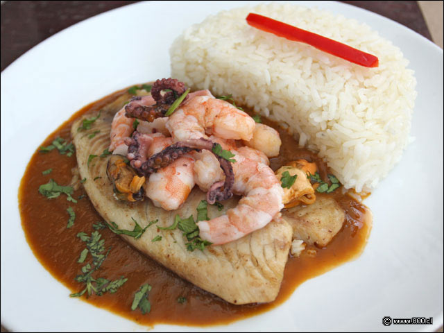 Tilapia a lo Macho en restaurante Rocoto - Rocoto Las Condes