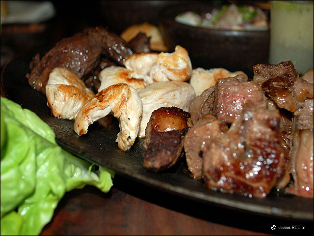 Las Jugosas Carnes de La Mixta - Caleta Lastarria