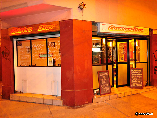 La Fachada de Cosmopolitan Bistr� - Cosmopolitan Bistr�