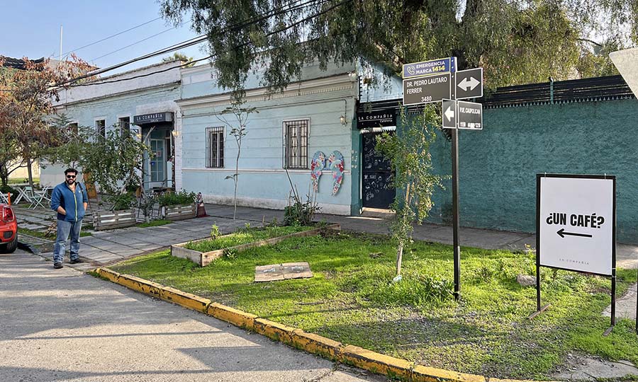 Fachada del Caf de especialidad La Compaa