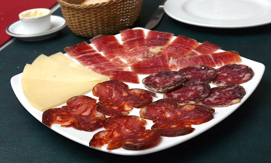 Pura calidad en esta Tabla Ibérica - La Bodeguilla de Cristóbal