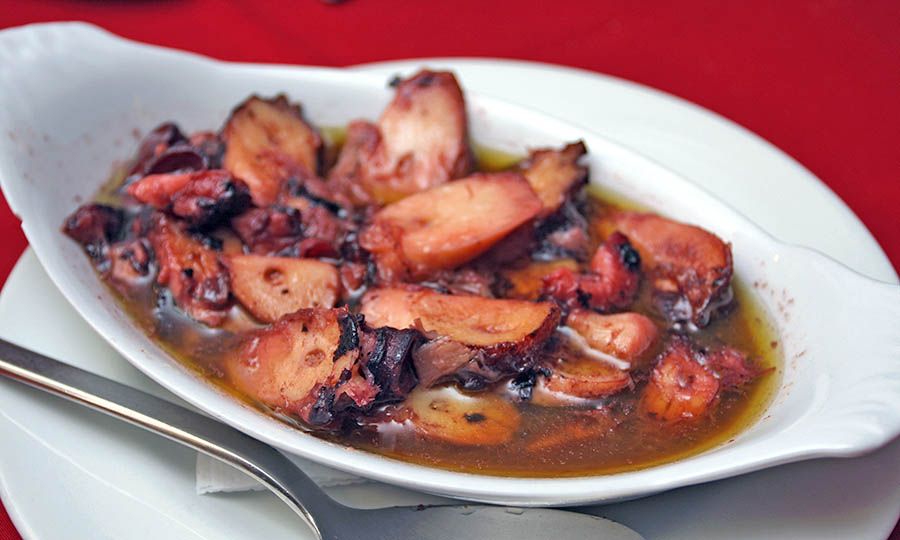 Pulpo a la gallega - La Bodeguilla de Cristbal